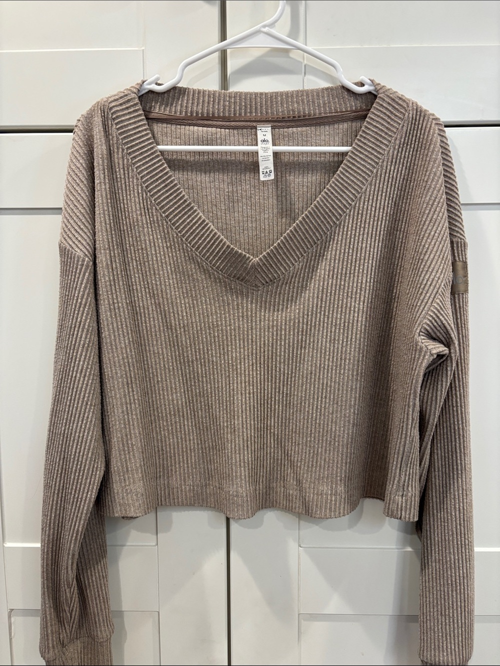 ALO Yoga Ribbed V-Neck Sweater in Taupe